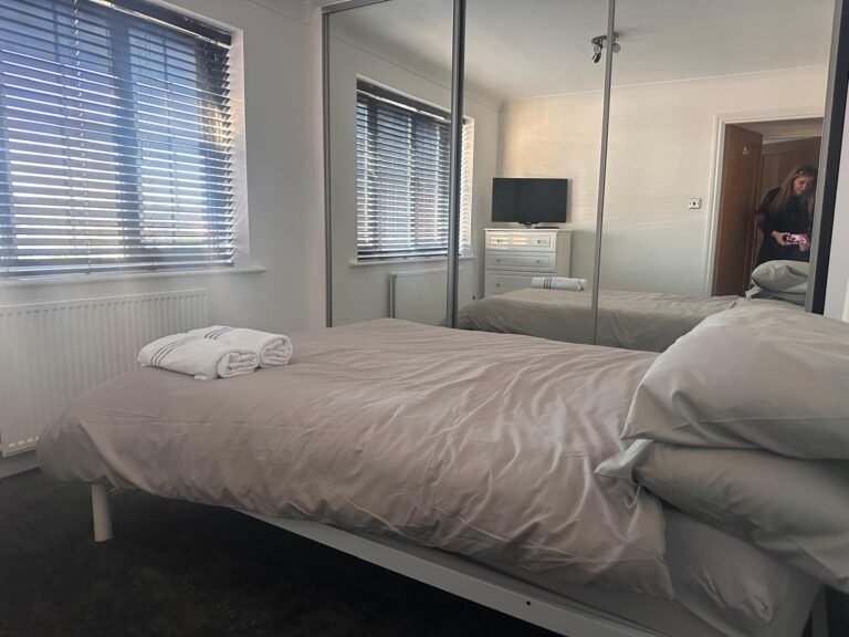 18e0e3bb-5dd3-4a7f-945c-1523c5b0d3d7