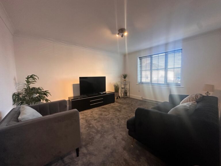 b602b261-c876-41fc-b877-00857cadc4e2