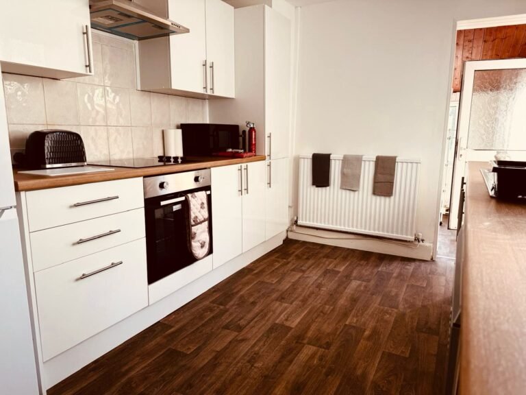 ea9e9c7b-0e13-452d-b812-d1fd1b1f9dcb