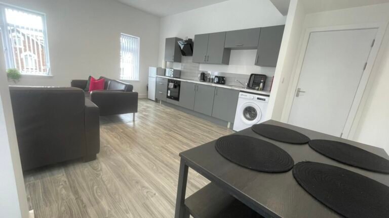 2c214ca3-587f-40ee-a887-c1c504aa29b7