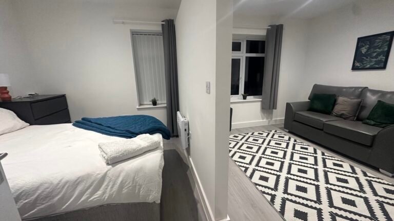 9c5deec4-4363-4346-aae2-b609da955efd